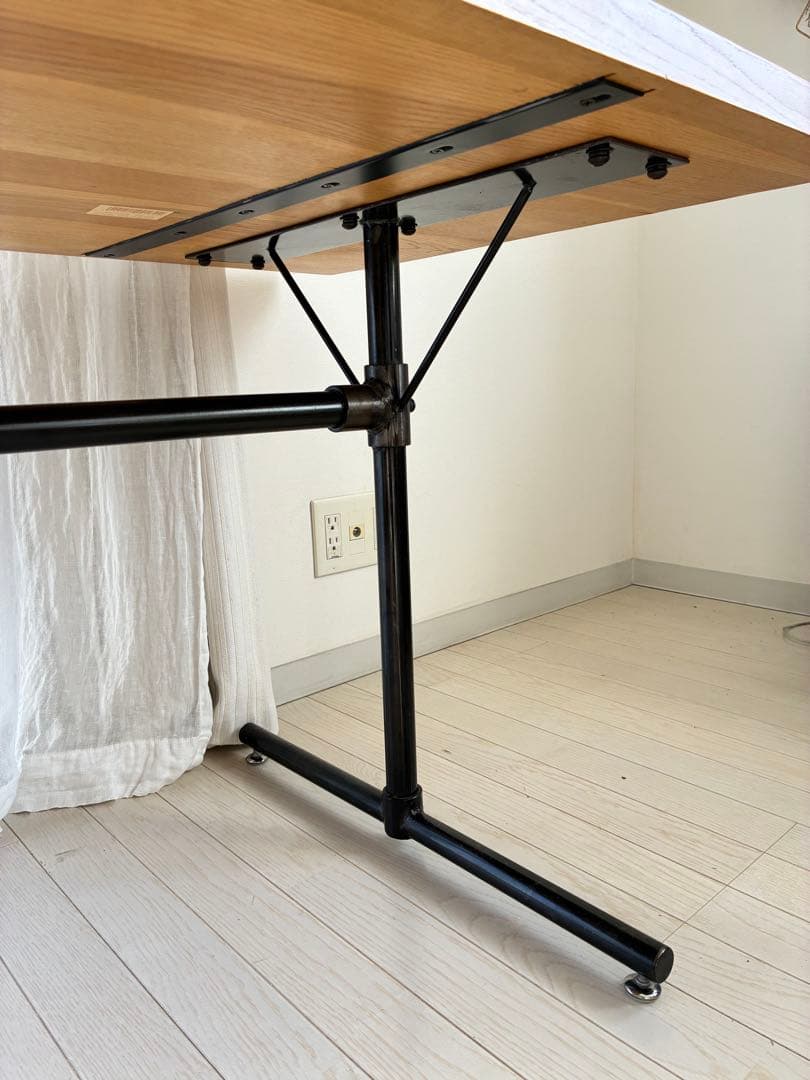 ソファダイニングテーブル　Crash Gate/ Knot Antiques