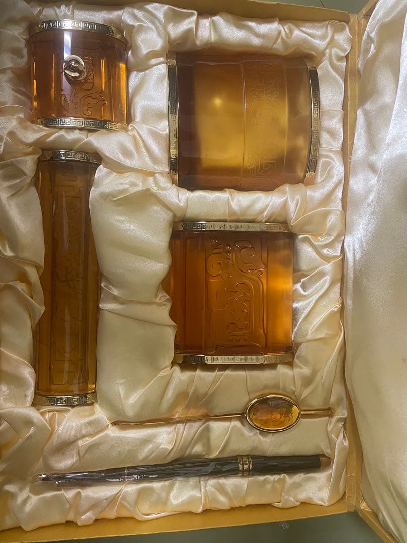 琥珀色のカトラリーセット