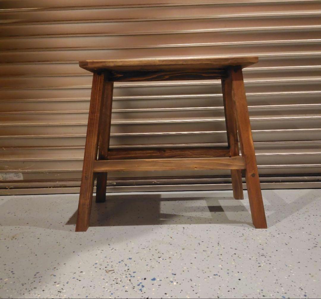 木製シンプルスツール ブラウン