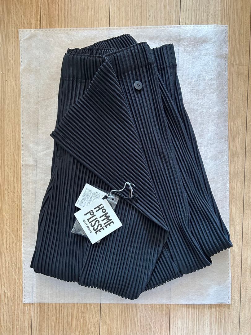 さ*か様 HOMME PLISSÉ PLEATS BOTTOMS 1 ブラック