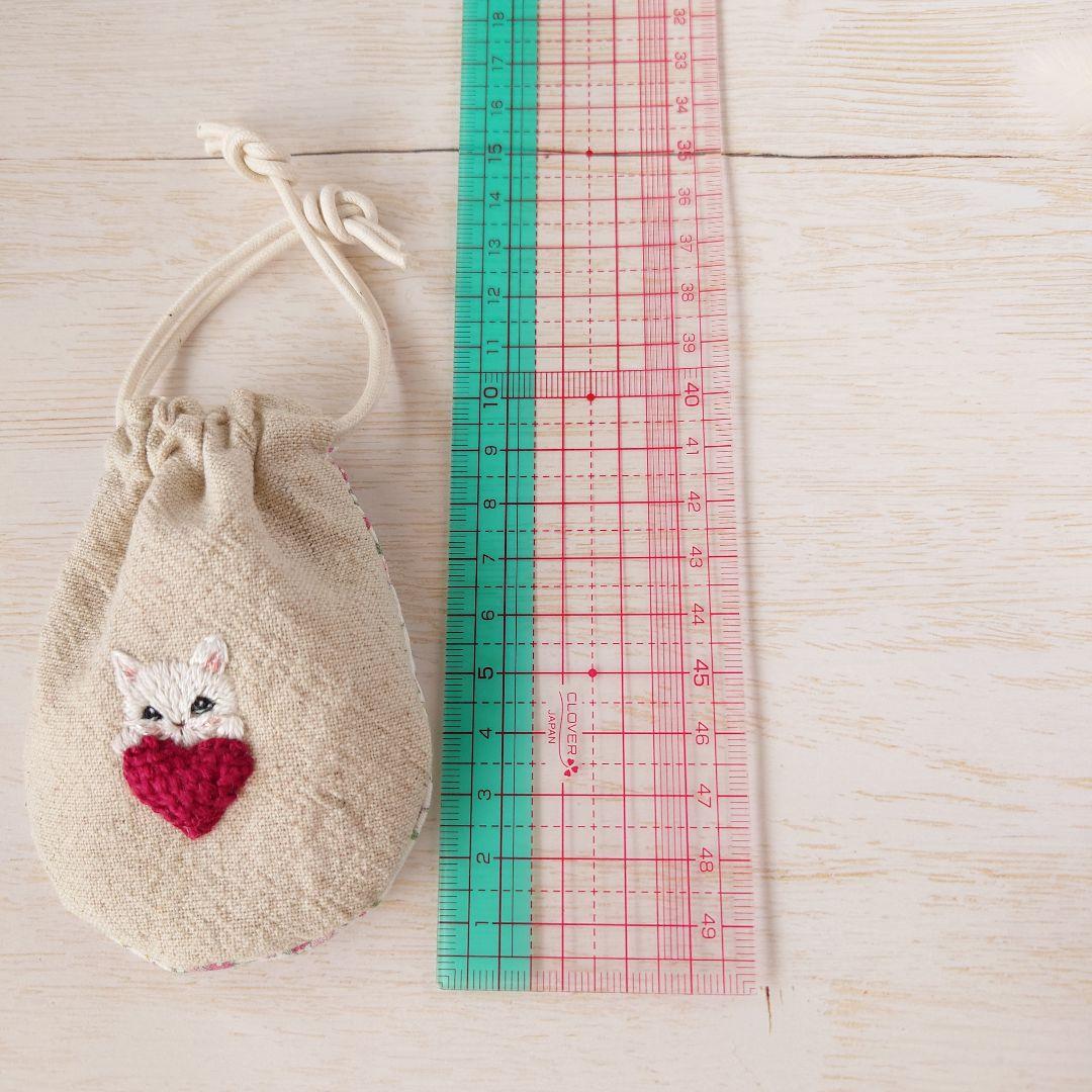 ちっちゃな巾着サシェ/詰替タイプ【白猫とハート】