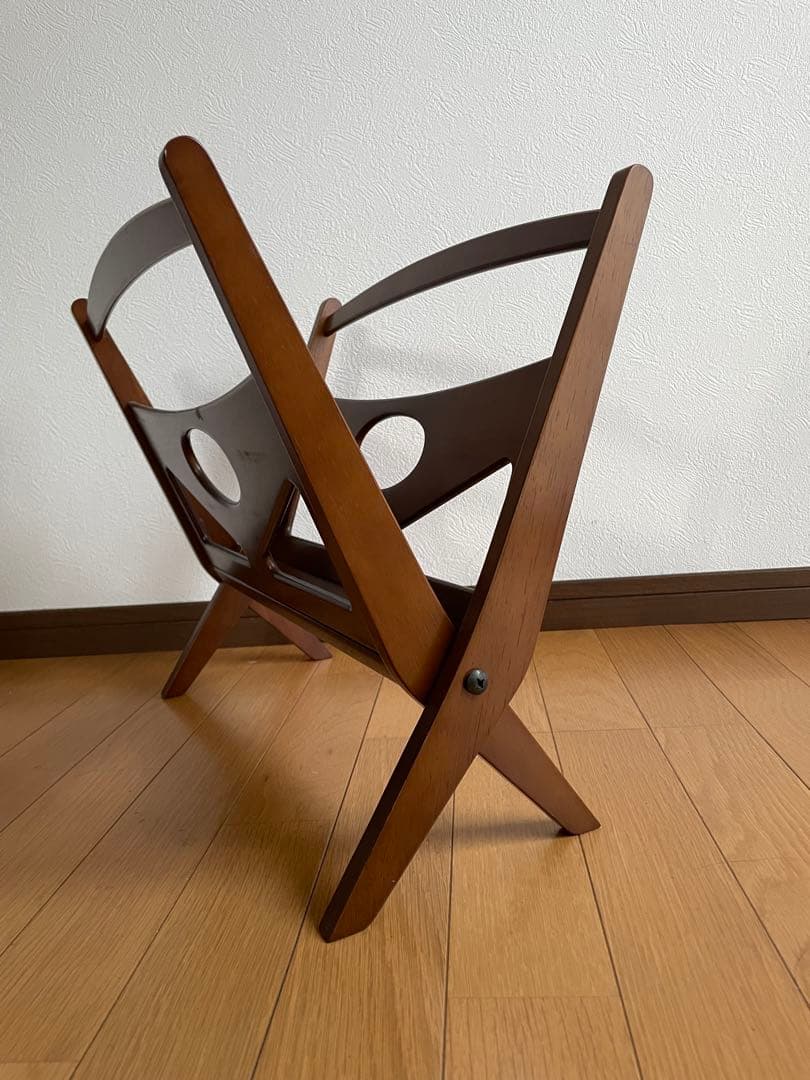 カリモク60 マガジンラック