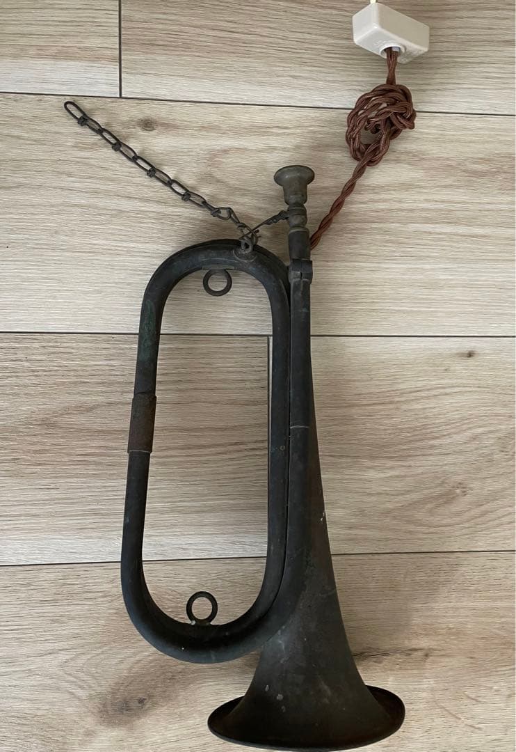 トランペット型ライト