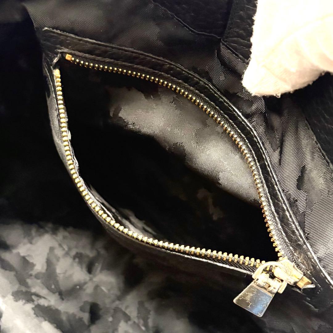 【極美品】アニアリ トートバッグ レザー 肩掛け A4可 チャーム付き ブラック