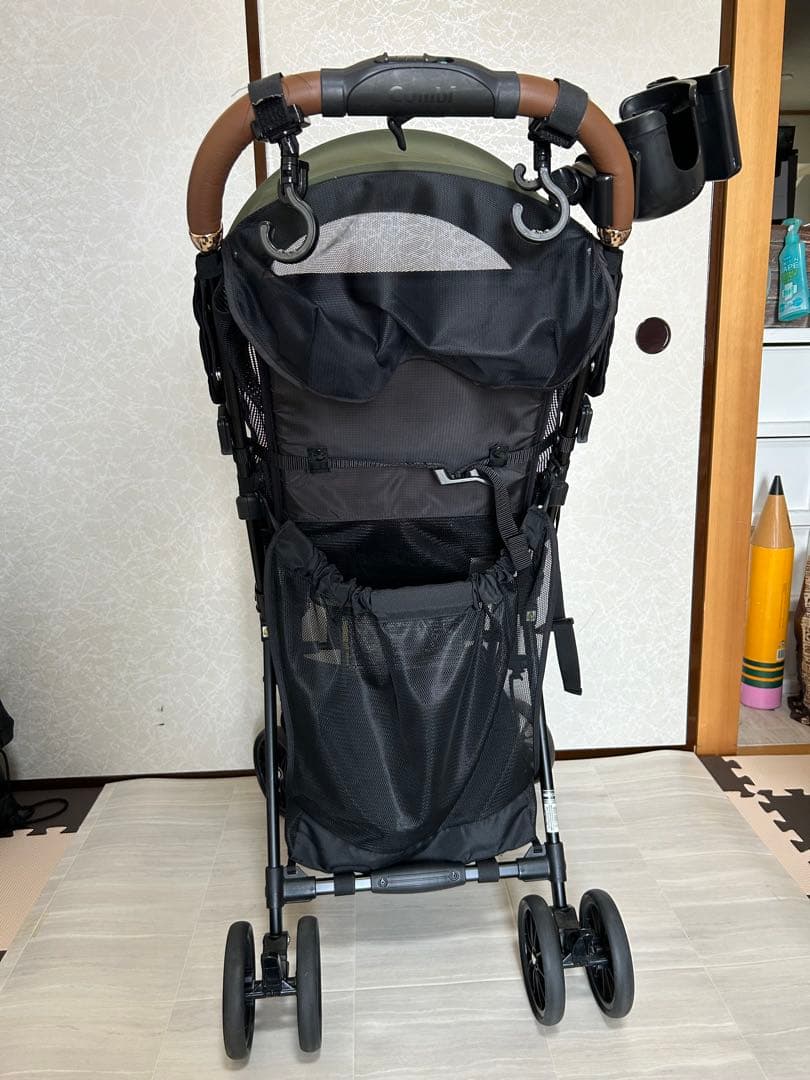 【美品】コンビ Acbee plus B型ベビーカー カーキ