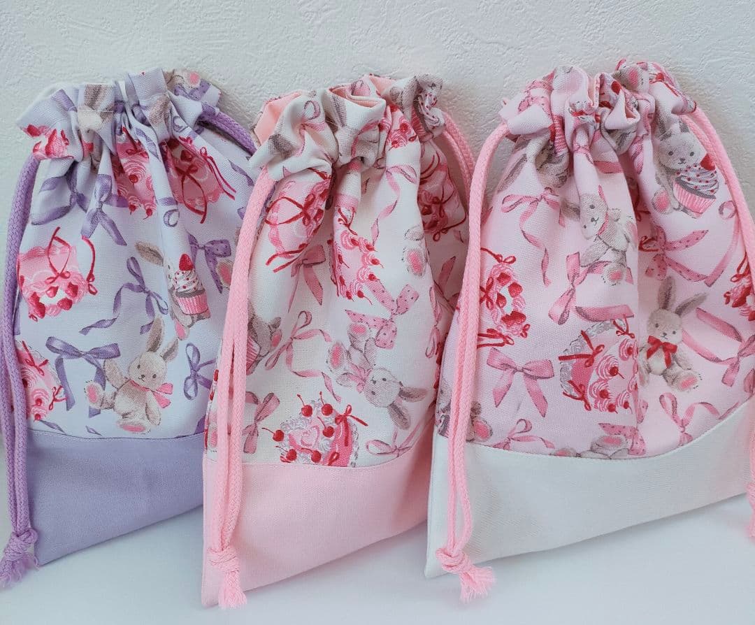 ハンドメイド 入園入学グッズ 女の子 オーダーページ 巾着袋 お着替え袋 上靴袋