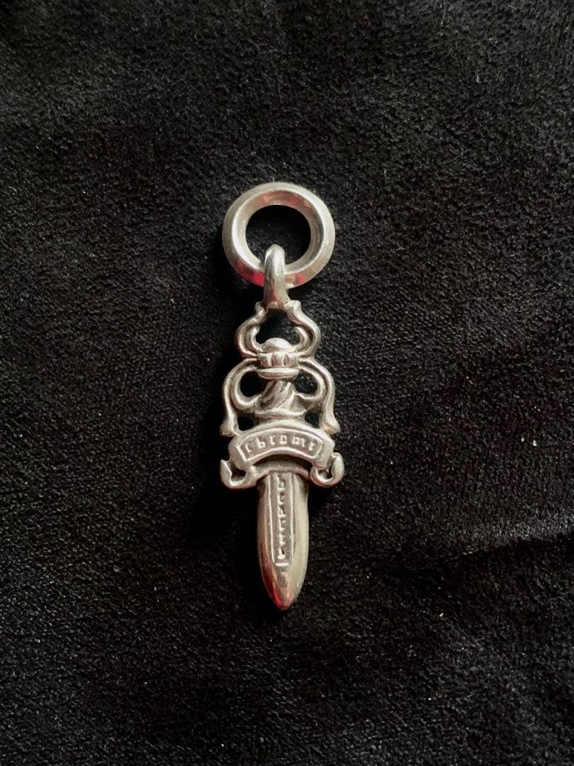 クロムハーツ ♯5ダガーチャーム