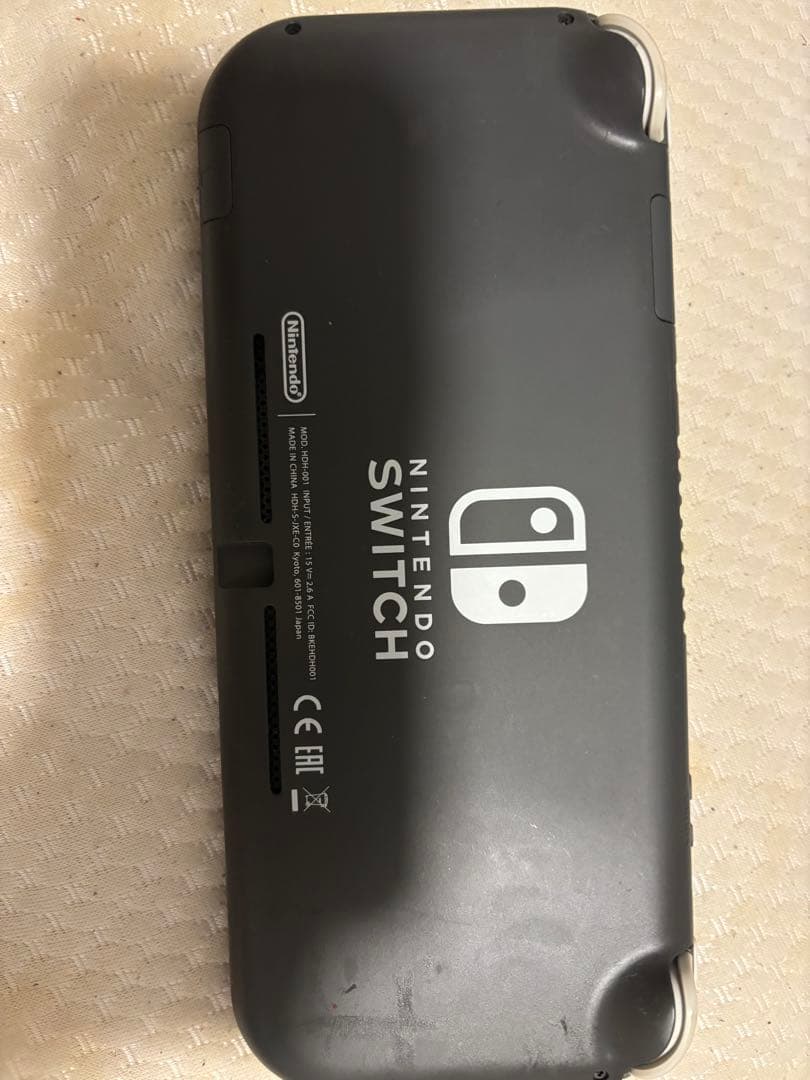 Nintendo Switch Lite グレー カバーつき
