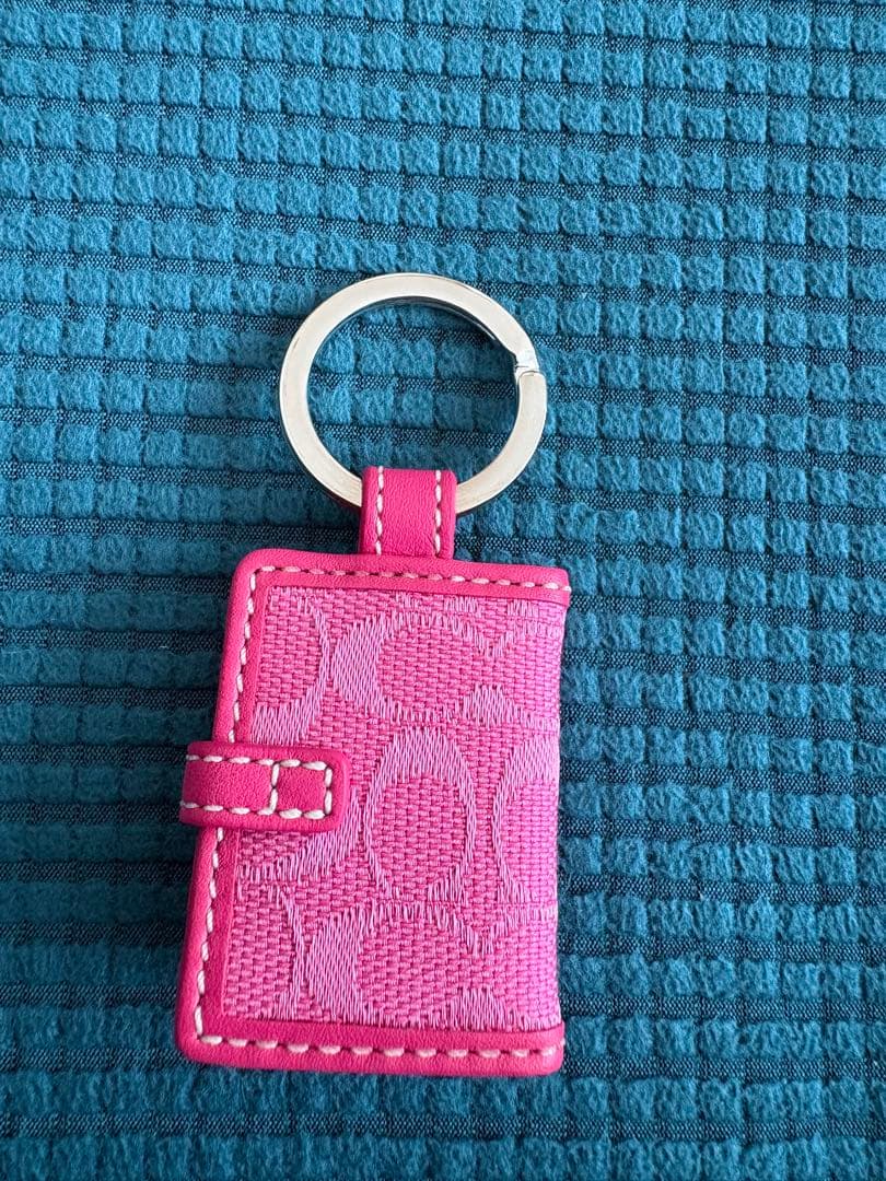 coach フォトフレーム　チャーム付き　キーホルダー