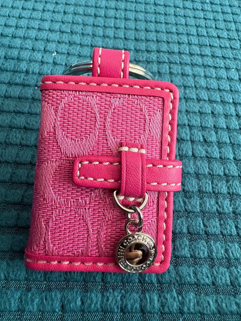 coach フォトフレーム　チャーム付き　キーホルダー