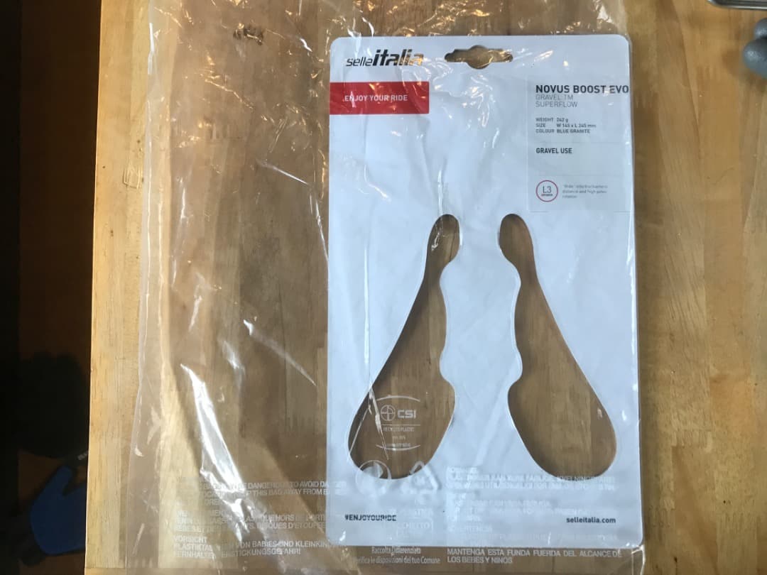 NOVUS BOOST EVO GRAVEL TM SUPERFLOW ブルー