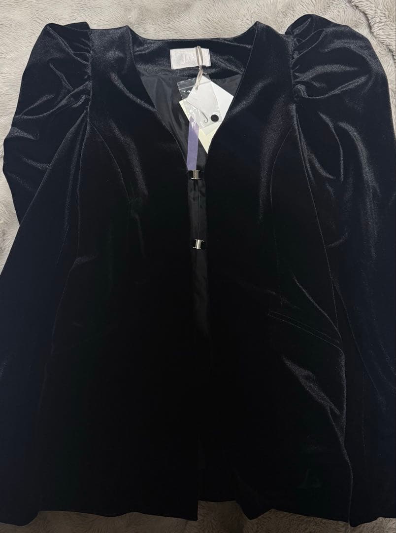 LA BELLE ETUDE クラシカルベロアパフスリーブJK black