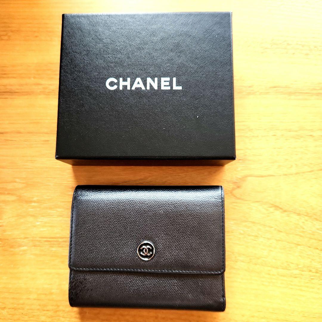 CHANELココボタン 三つ折り財布 ブラックレディース