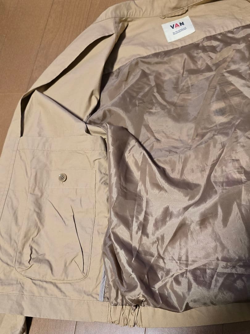 VAN JACスイングトップ. ミニクーパー刺繍.サイズM.ベージュ