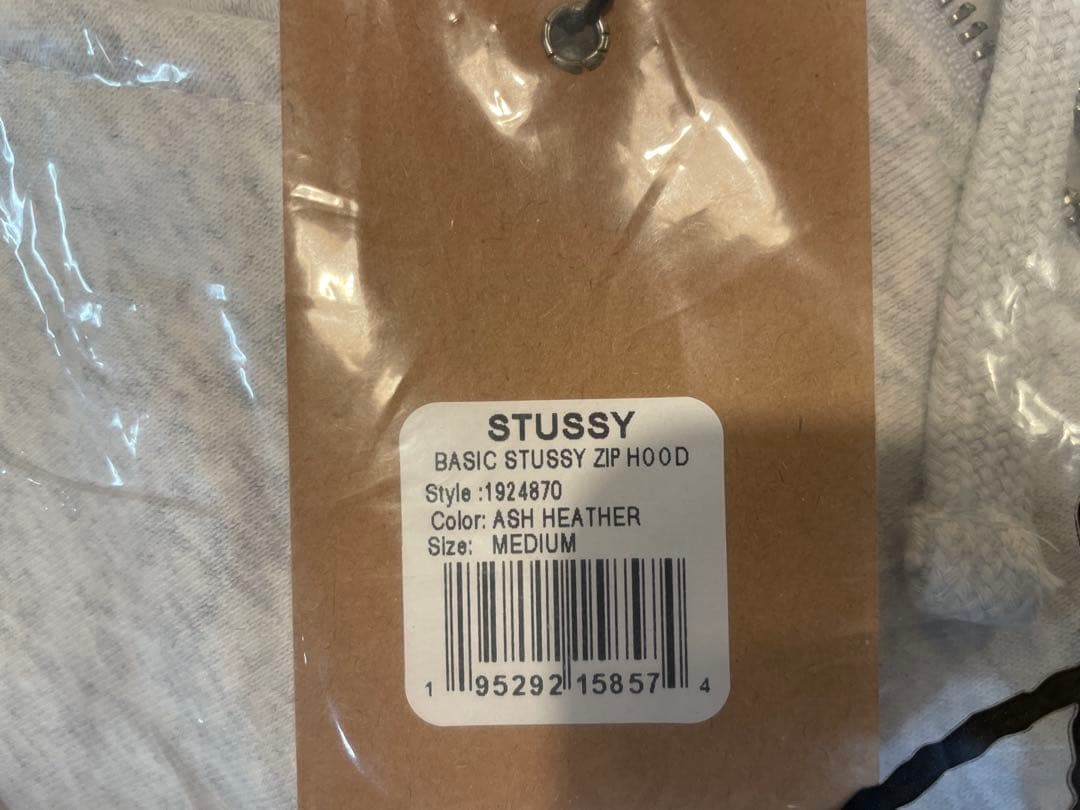 ❗️期間限定SALE❗️ステューシー ベーシック ジップ フーディ グレーM