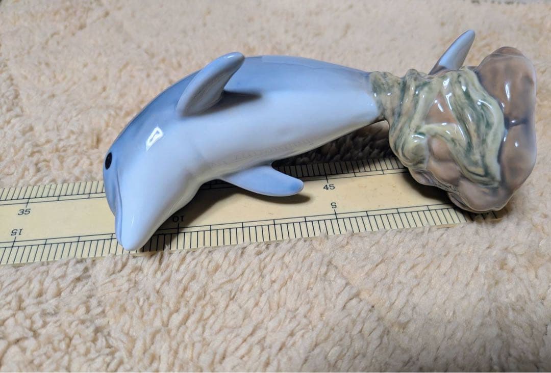   フィギリンDolphin 置物