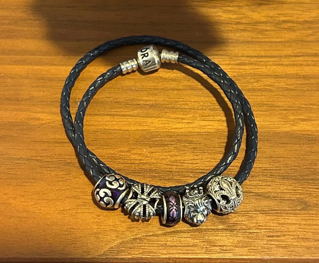 PANDORA レザーブレスレット チャームセット