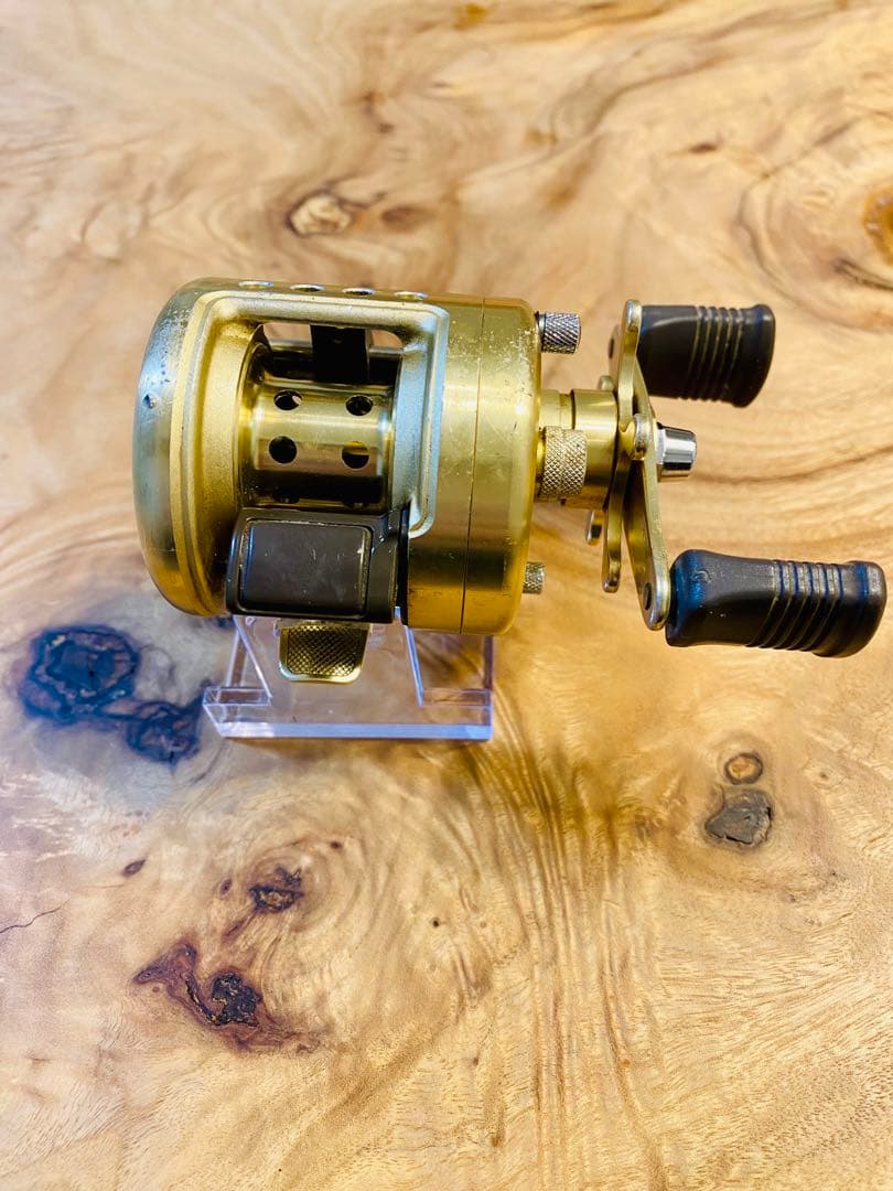 SHIMANO CALCUTTA 50XT 　シマノ　カルカッタ　50XT