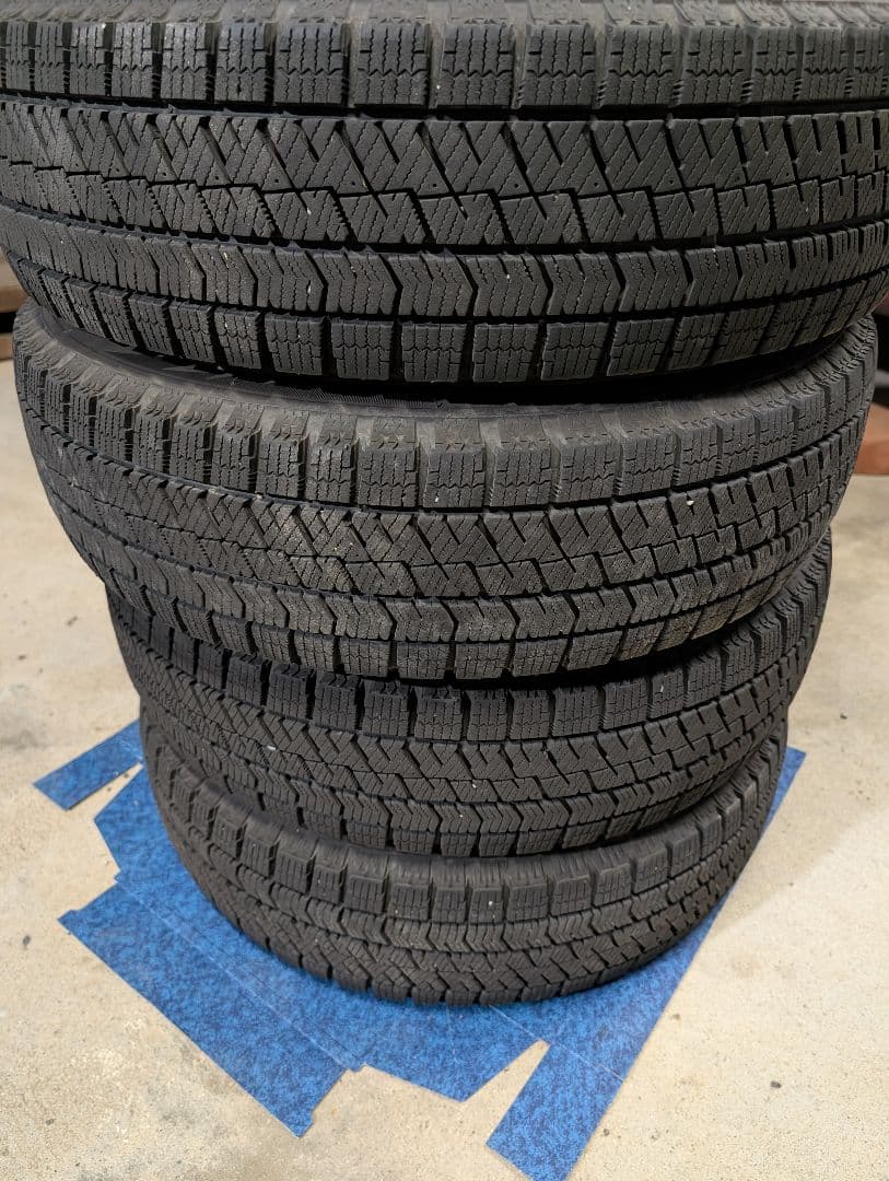 165/65R15ブリジストンBLIZZAKVRX2の四本セット