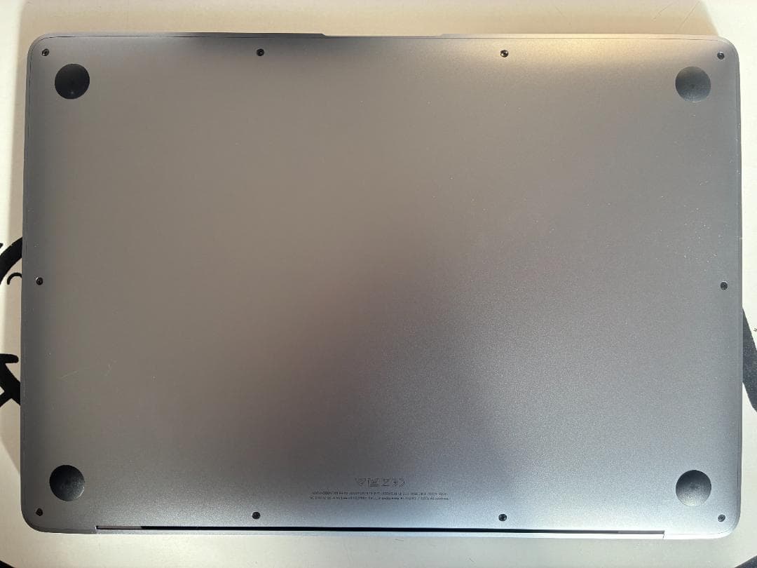 充放電回数32　8GM 256GB　M1 Apple MacBook Air美品