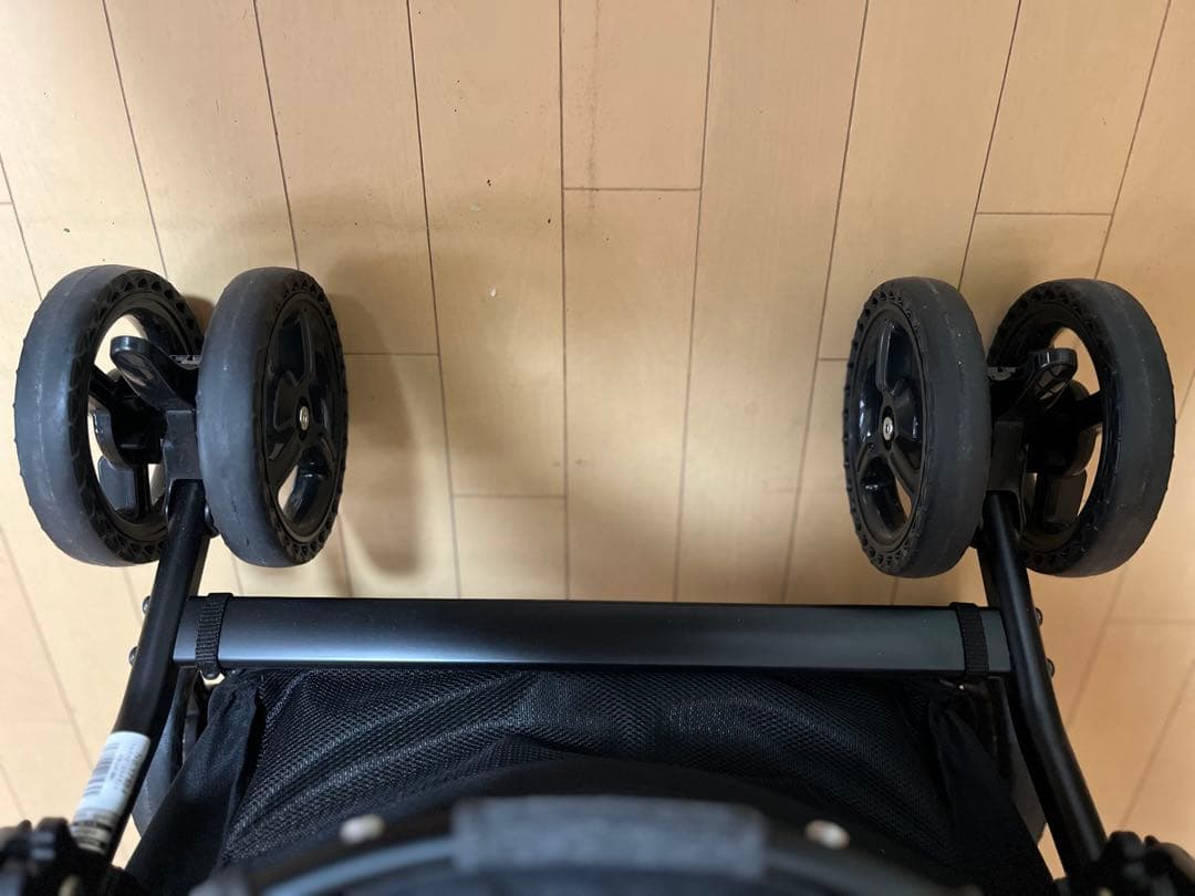 コムペット　ミリクランα グレー ペットカート 折りたたみ式 メッシュ窓付き