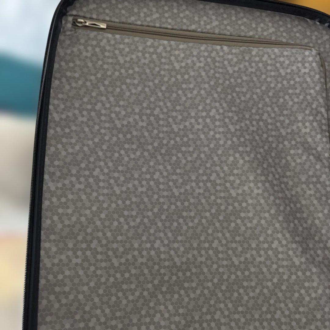 軽量サムソナイトキャリーケース美品68リットル