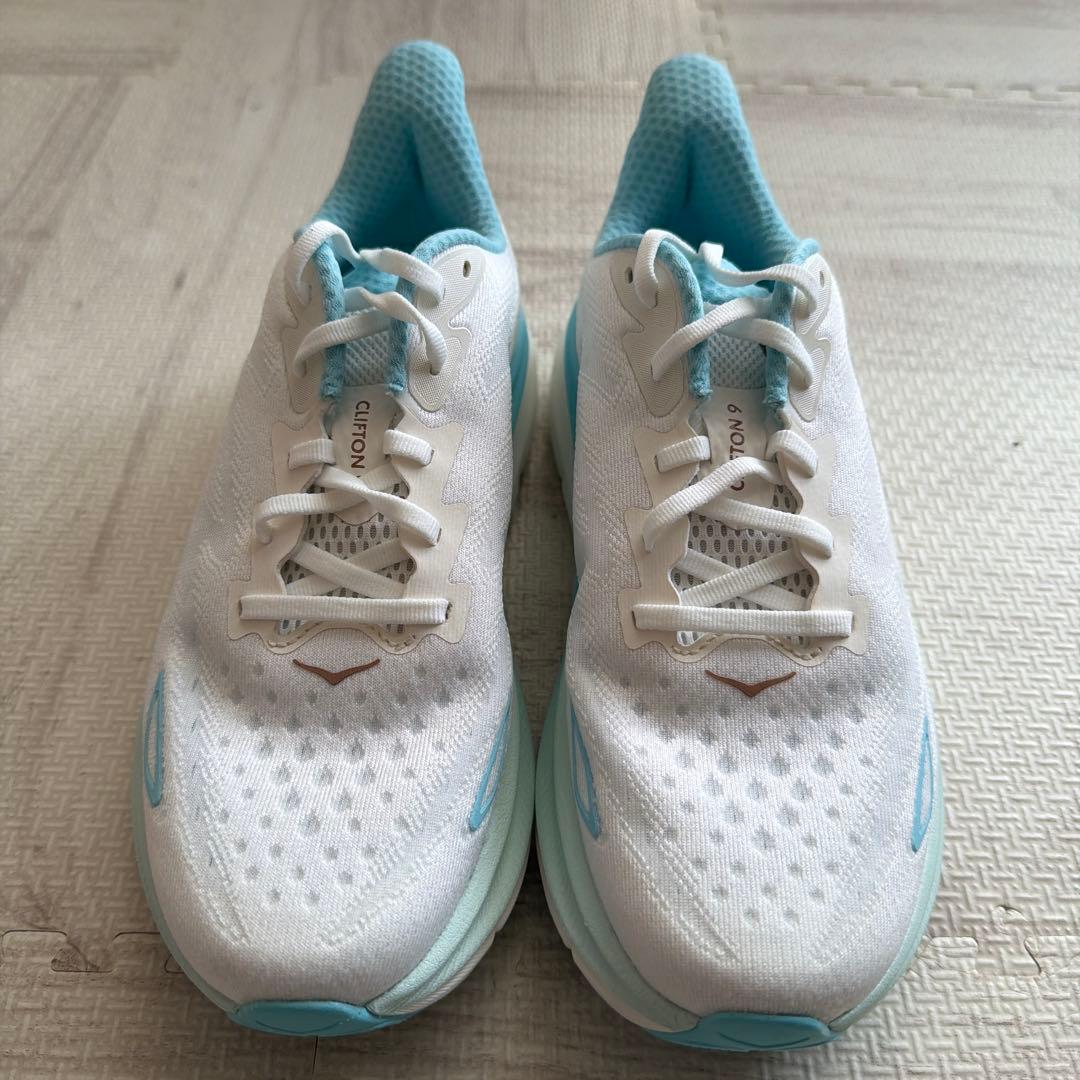 新品未使用品❤️HOKA❤️CLIFTON9 24センチ