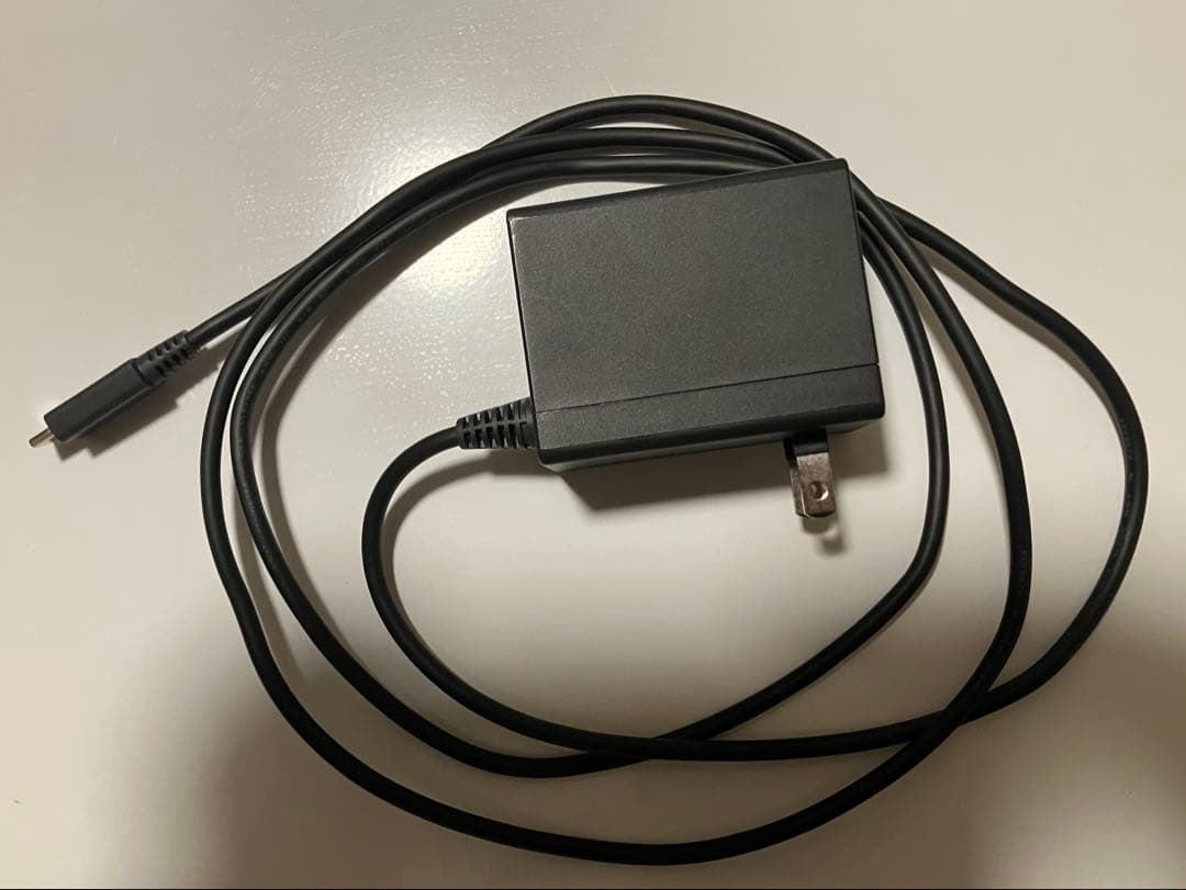 Nintendo Switch Lite ピンク 本体と充電器