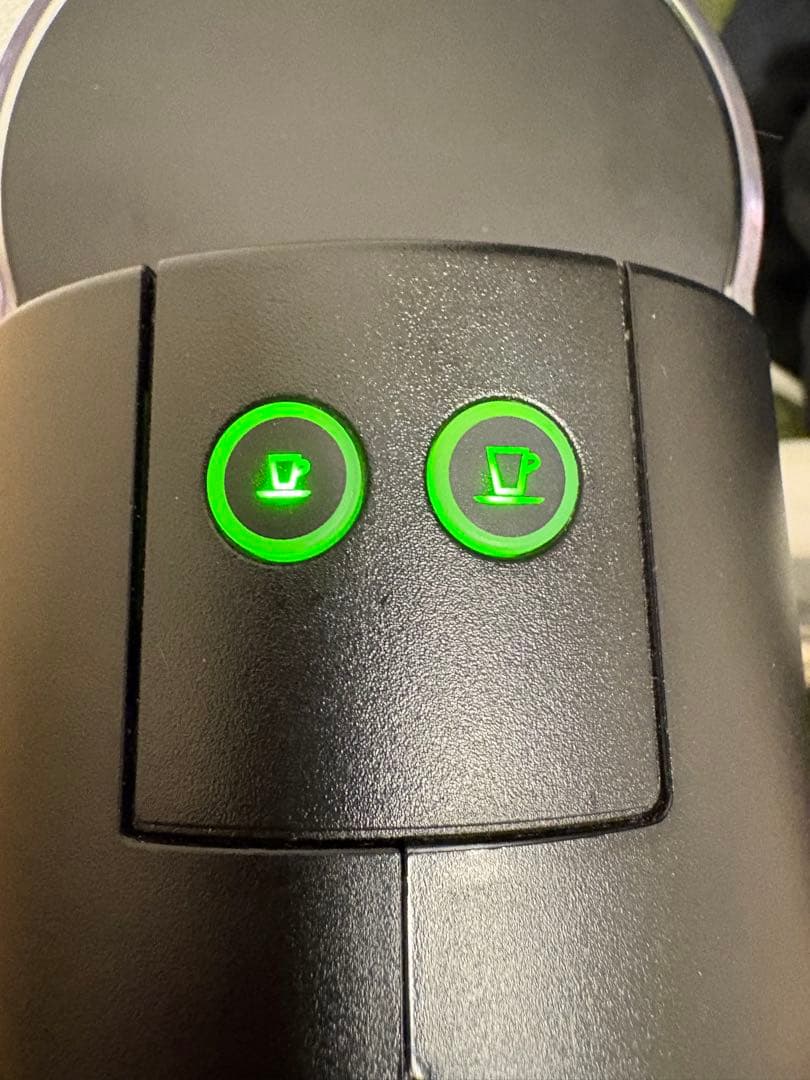 nespresso ネスプレッソ ピクシーツーチタン 2022年製