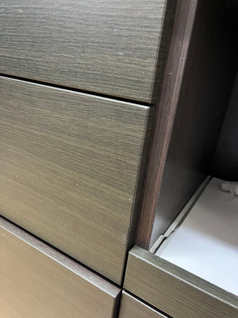 【値下げ中！8/19 15時まで！送料込み】キッチンボード　食器棚 ガラス扉付き