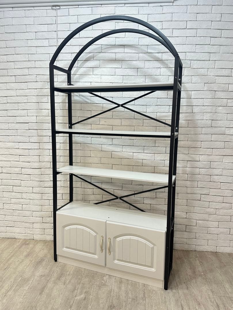 ① 【東京都内23区配送無料】陳列棚　キャビネット　ディスプレイ　サロン　什器