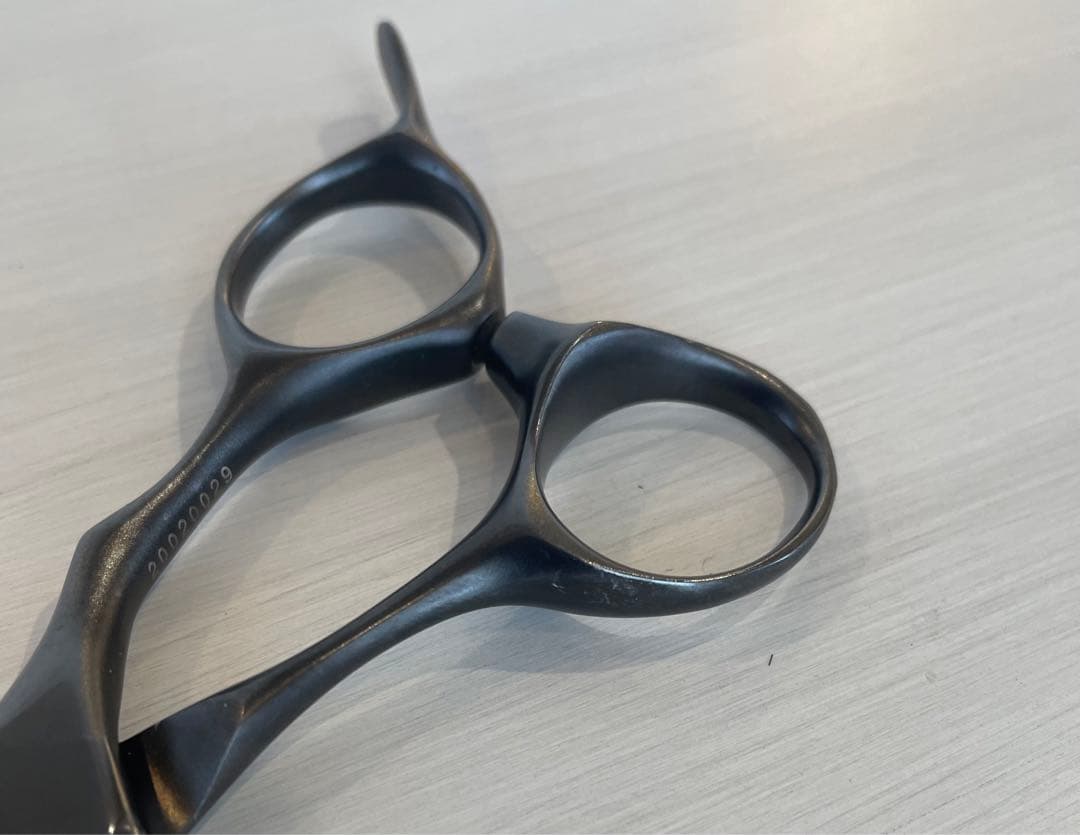 ミズタニシザーズ アクロKL ブラックケビン・ラッチマンモデルシザー 6.6