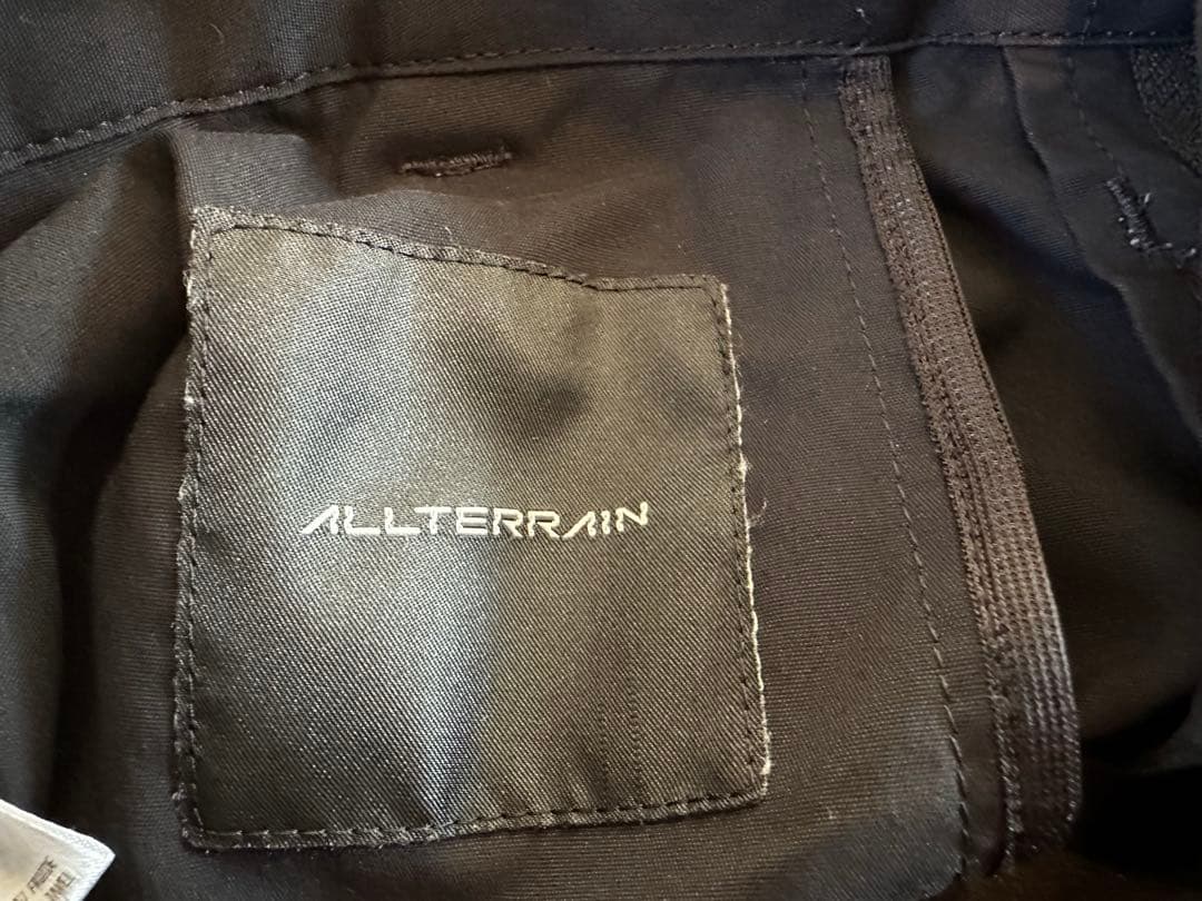 DESCENTE ALLTERRAIN パンツ