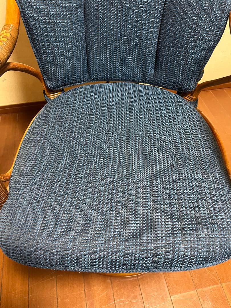 kazama カザマ　オリッサハイバック　チェア　ラタン　回転機能付き①