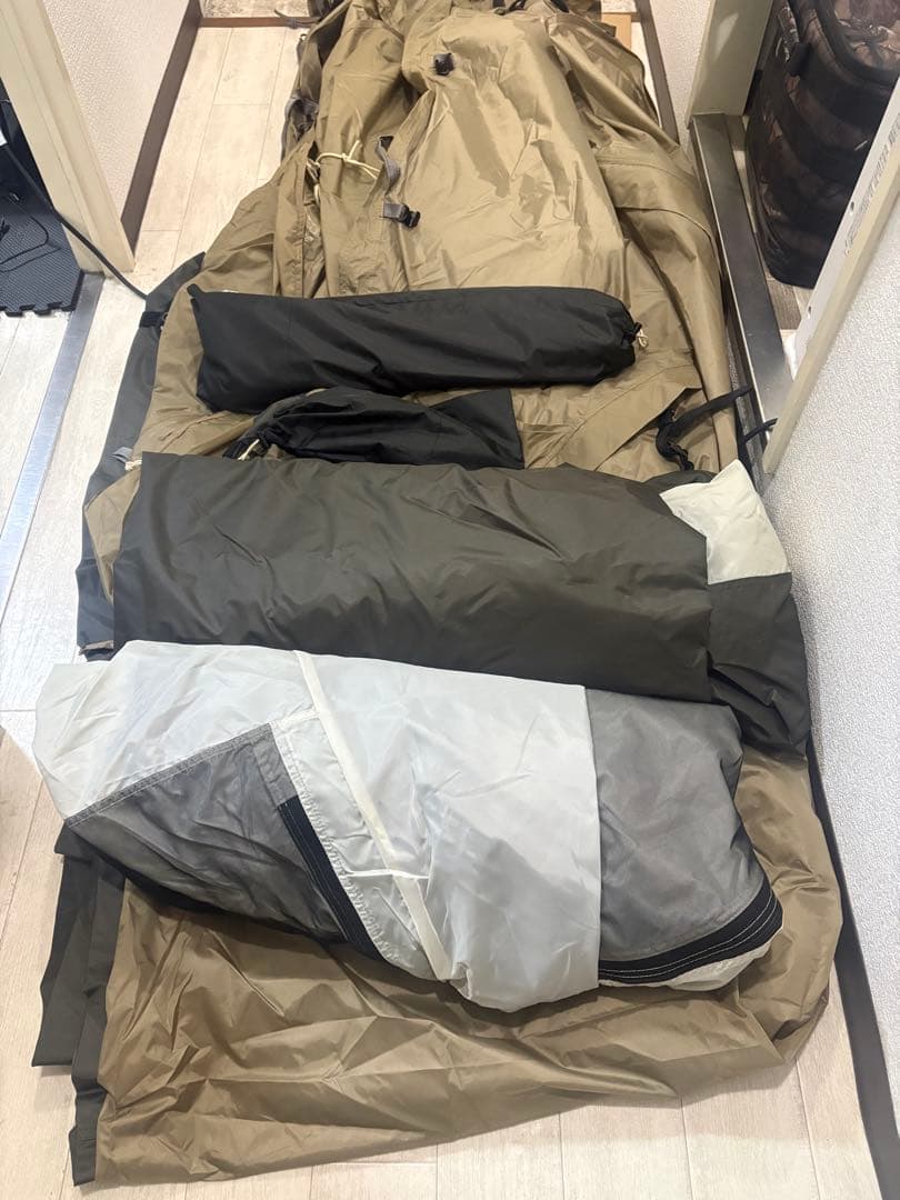 サバティカル　ギリア　美品