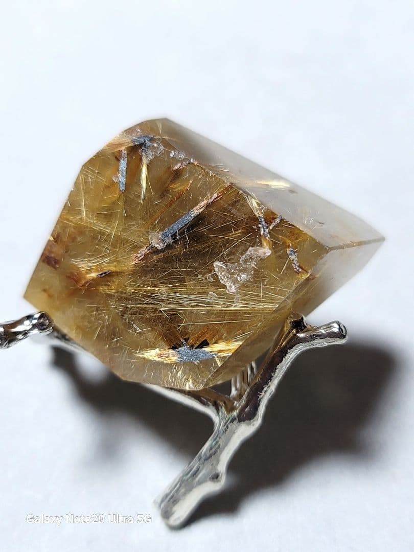 天然石　ルチルクォーツ原石