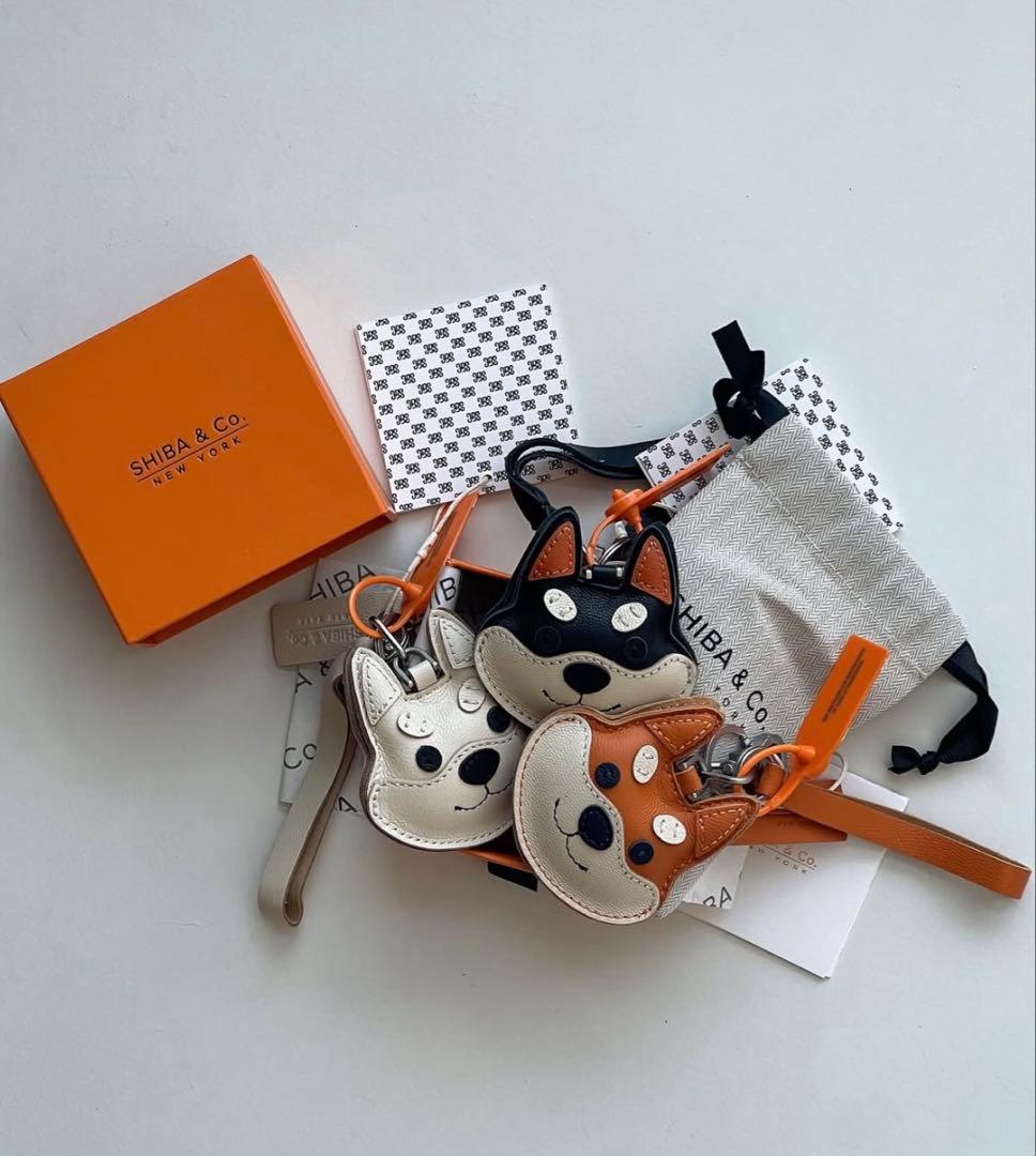 【新品】SHIBA&Co. 柴犬 高級 レザー バッグチャーム エアタグ対応