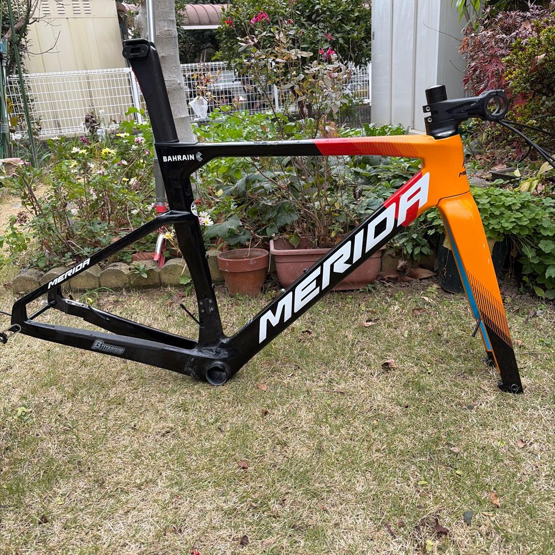(今週限定値下げ)MERIDA Bahrain リアクト4000フレーム