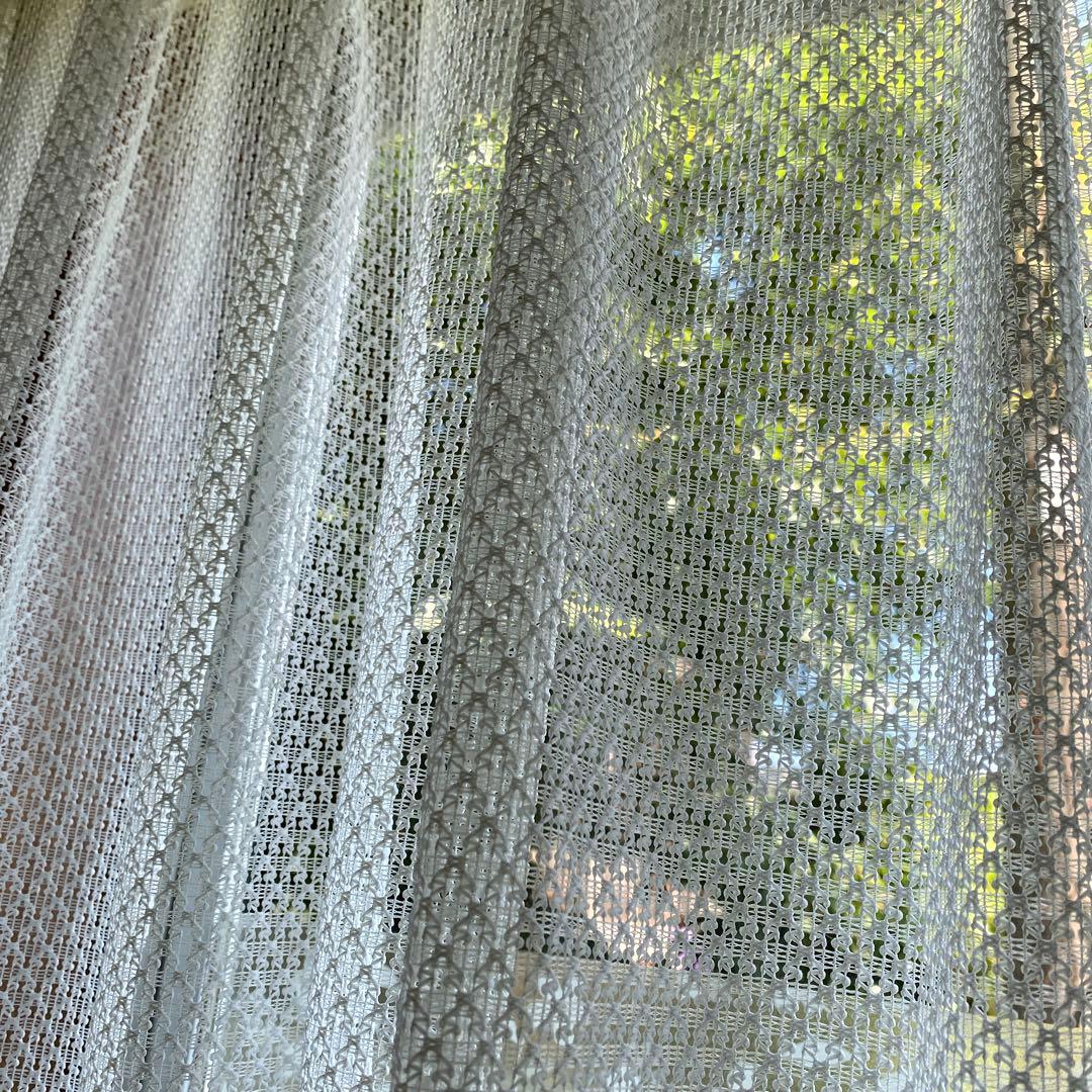 半額以下◆美品◆レースカーテン横幅180×長さ110cmの窓に 2セット防寒