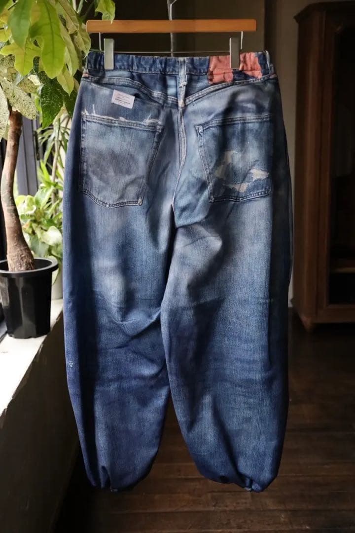 パンツ TALKING ABOUT THE ABSTRACTION