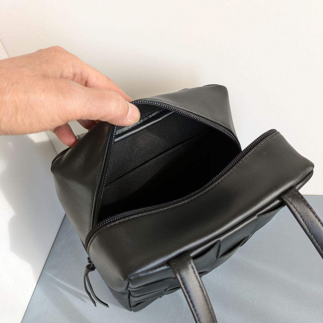 orika　ポーチ　スクエアバック