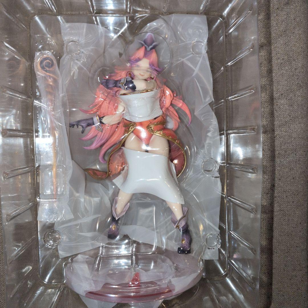 聖剣伝説3 アンジェラ　1/7スケールフィギュア