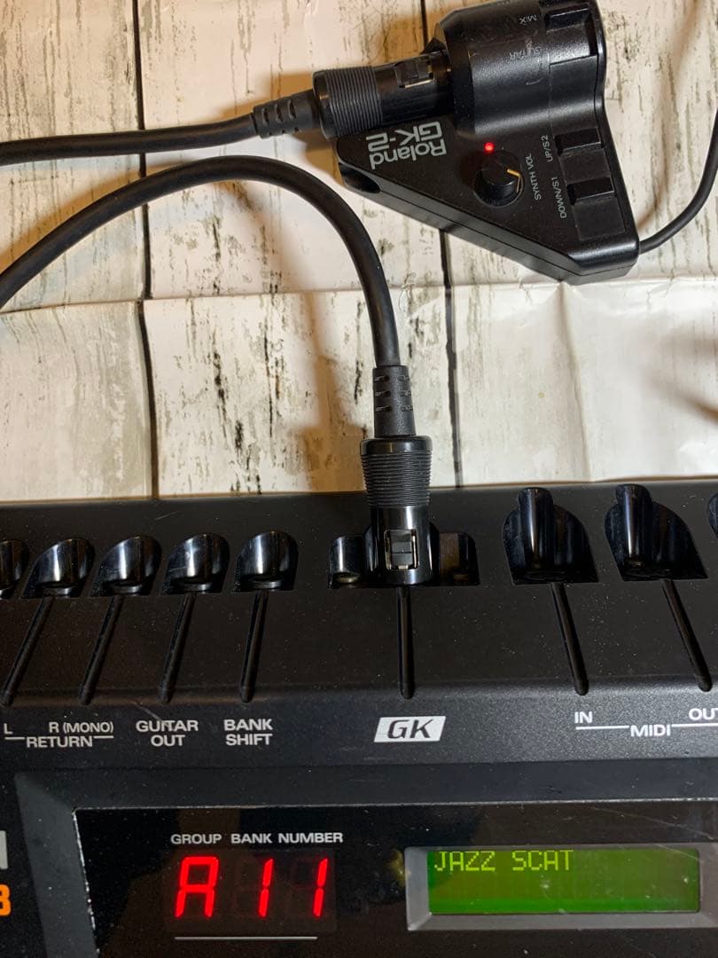 Roland GR33 ギターシンセサイザー 動作品