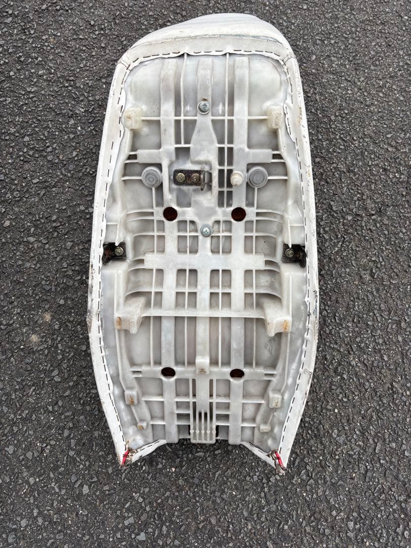 Xjr400 オオカワ３段シート