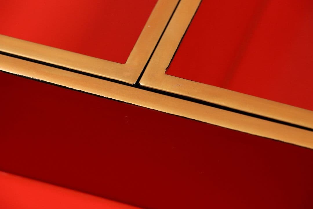 輪島塗 桐家紋 黒塗内朱塗 五段重 堅地布着 重箱 金蒔絵 木製 【MA357】