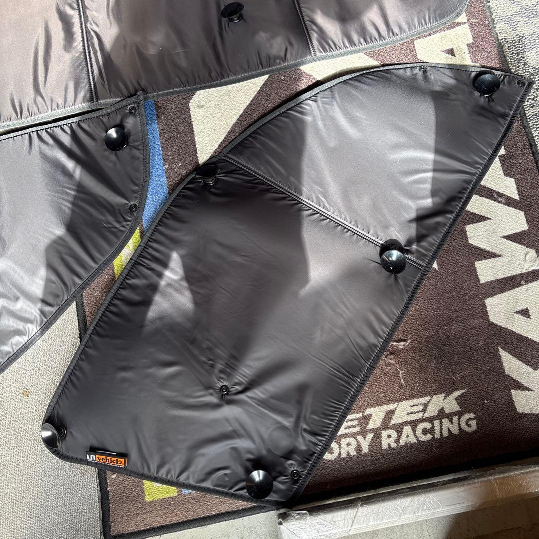 ハイエース200系　サンシェード