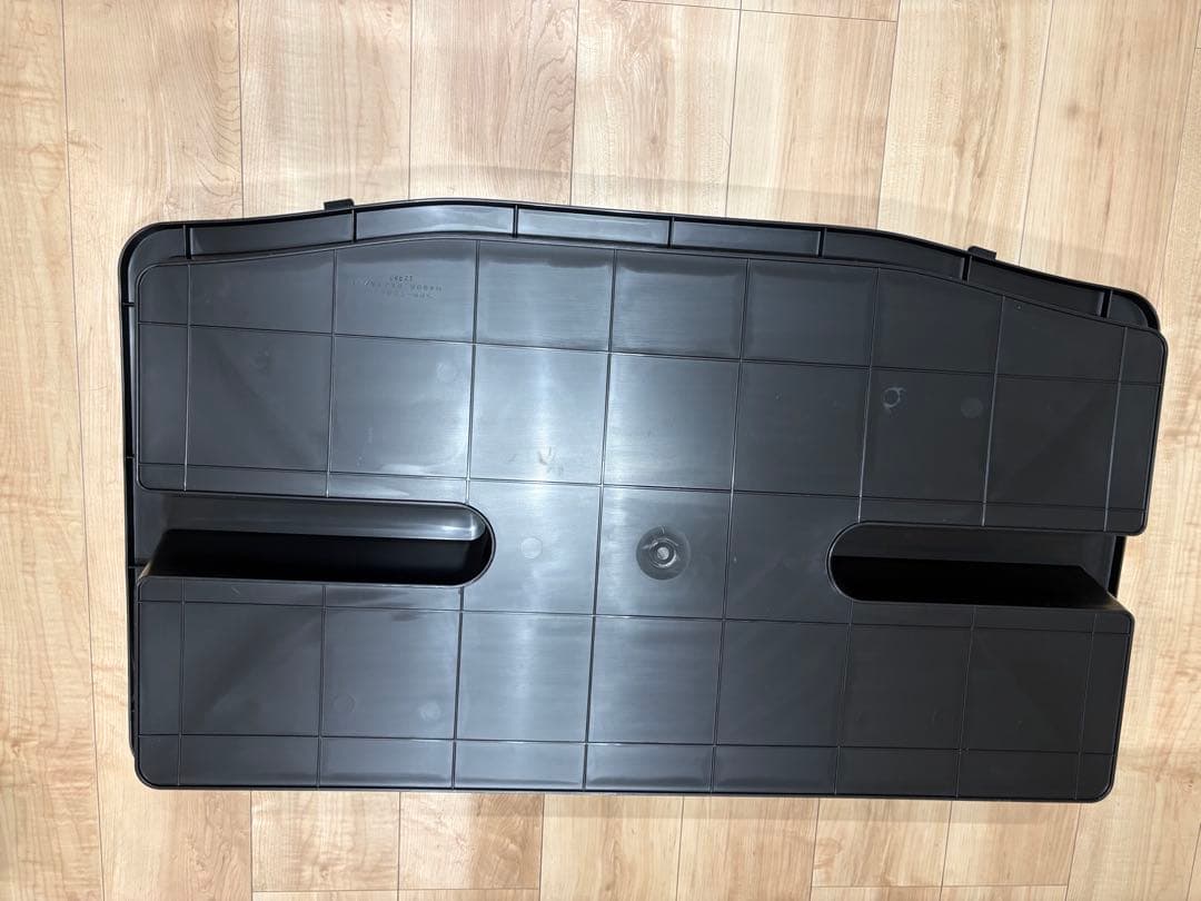 日産純正　ラゲッジアンダーボックス　　　　　　ノート　オーラ