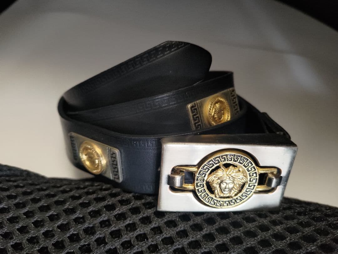 【希少・超レア】ジャンニヴェルサーチ メデューサ柄 本革 メンズ ベルト