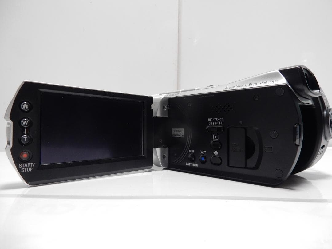 希少　訳有り　動作品　ソニー　SONY HDR-SR11 ビデオカメラ 60GB