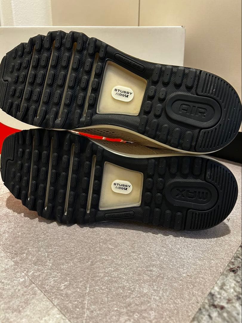 Stussy × Nike Air Max 2013 \"Fossil